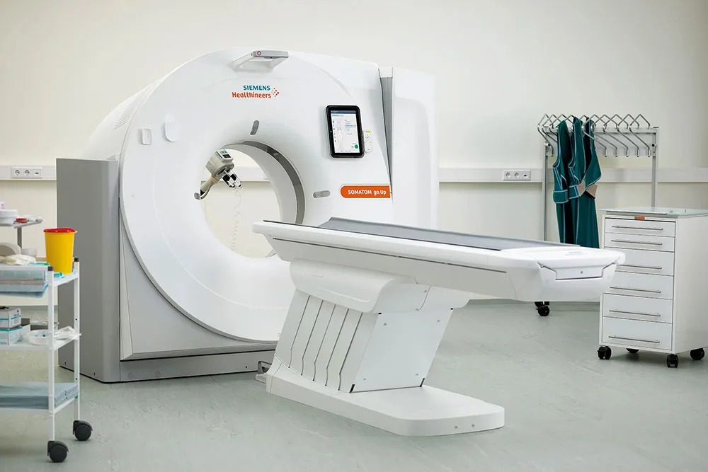 Computer tomograf Siemens Healthineers SOMATOM go.Up la Clinica GRAMA